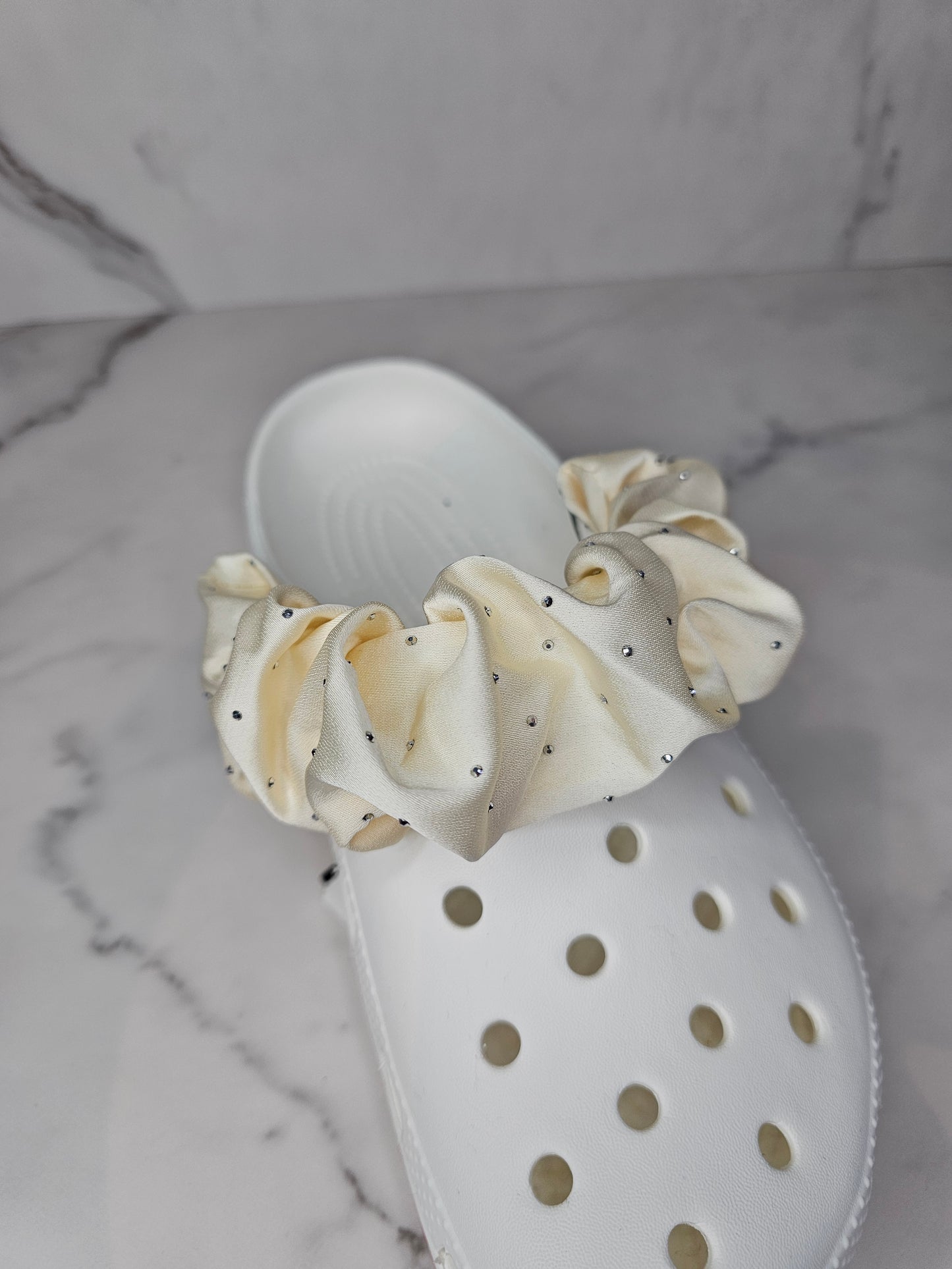 diamante shoe strap covers, come in pairs!