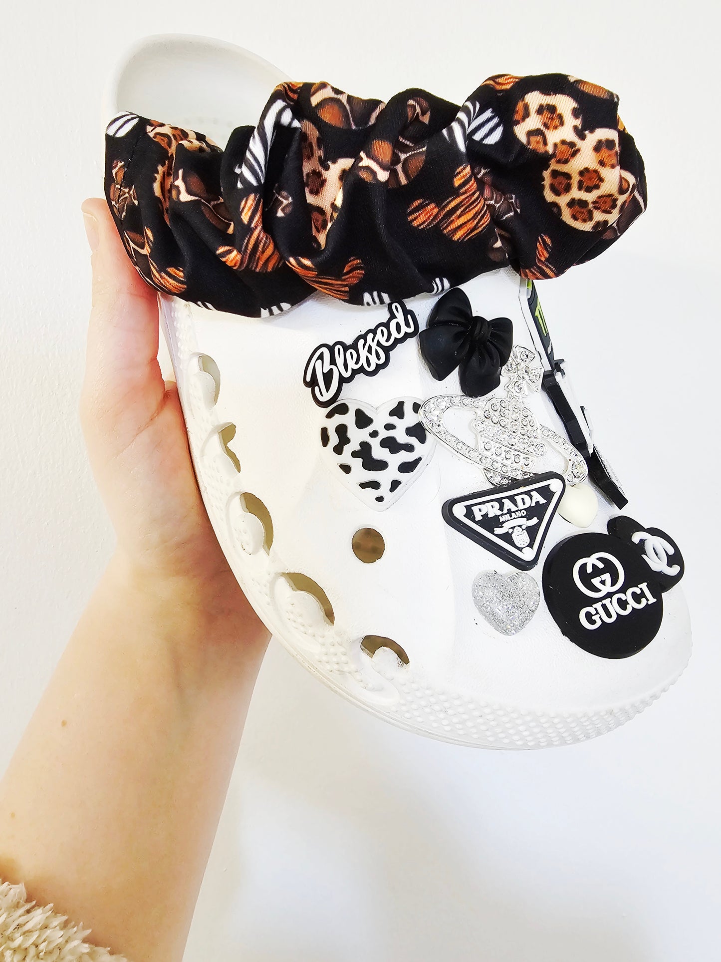 New Diznay shoe strap covers, shoe scrunchies. COME AS A PAIR!