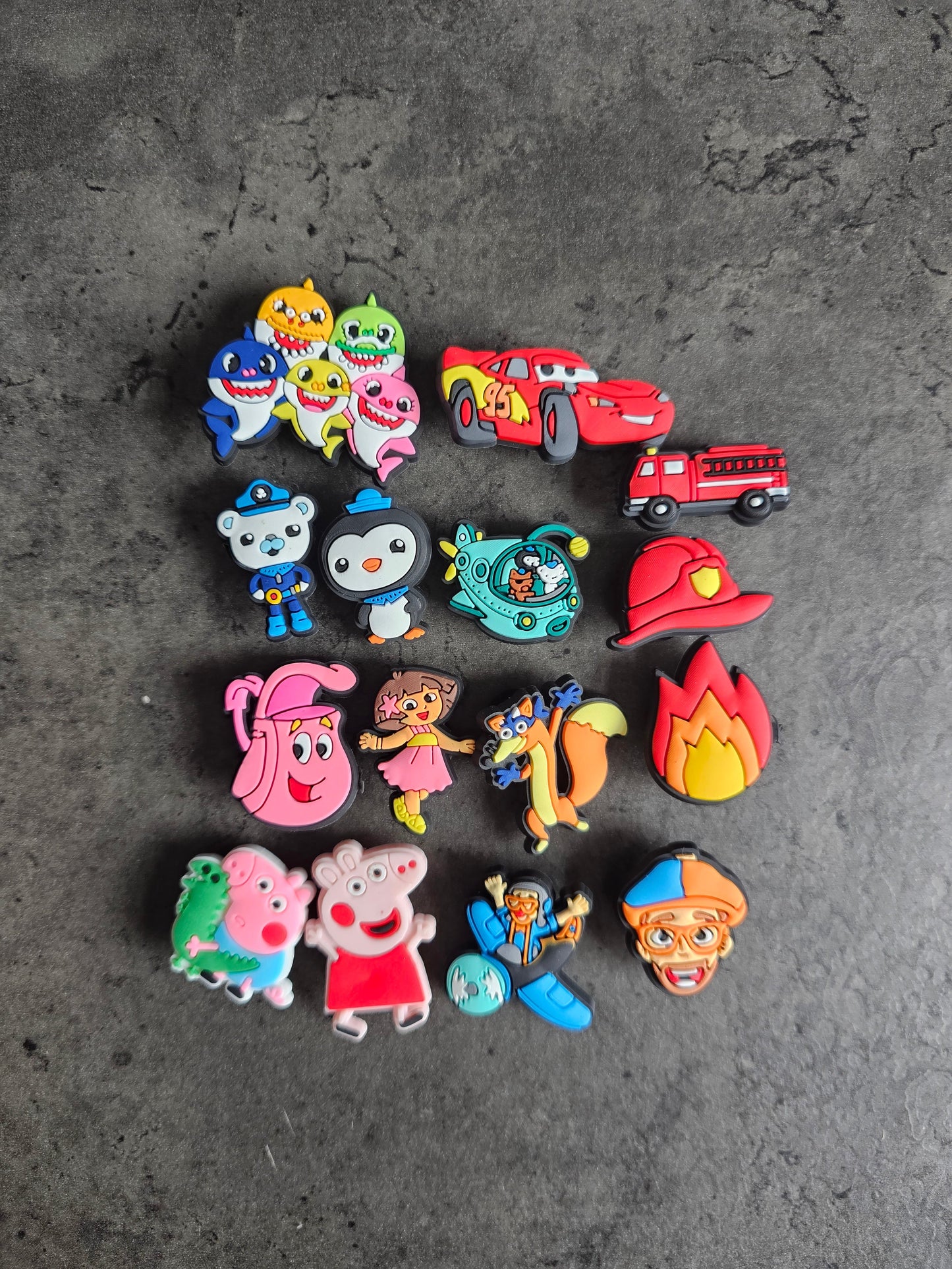 Children's style shoe charms