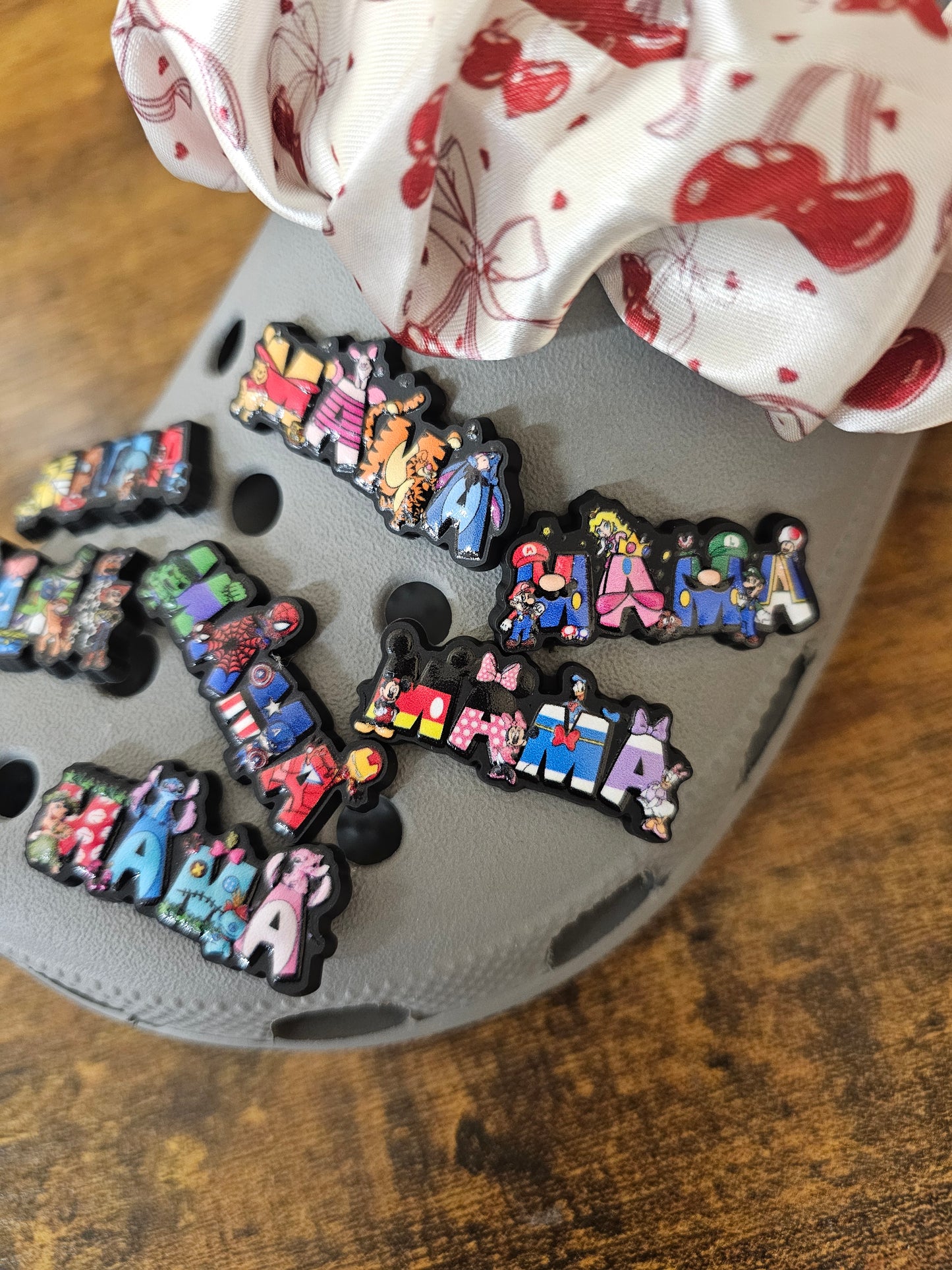 Mama Cartoon shoe charms