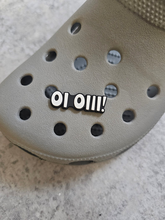 Oi oiiii shoe charm